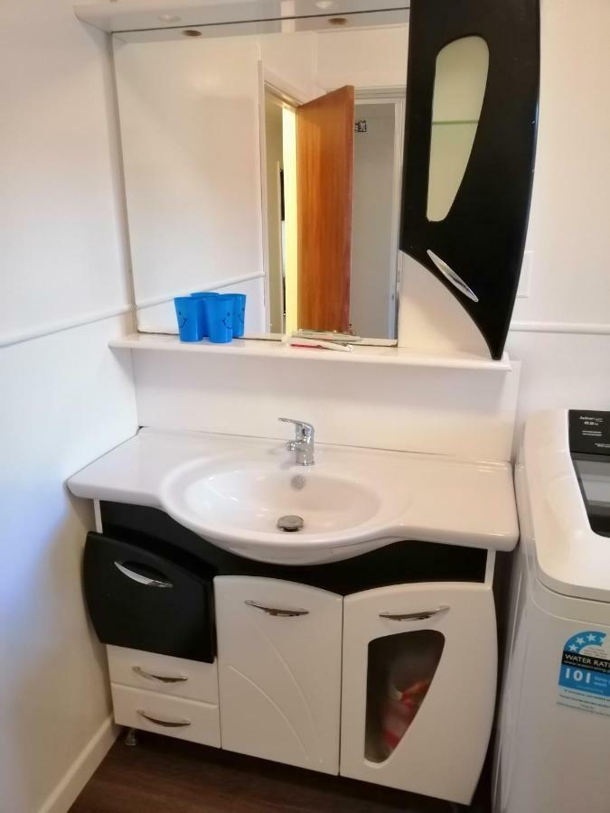 כרייסטצ'רץ' Homestay Triple Room, Near The City Center מראה חיצוני תמונה